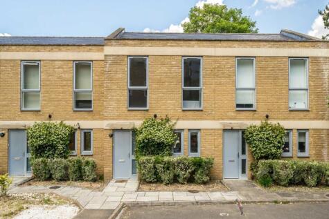 John Bull Place, Chiswick