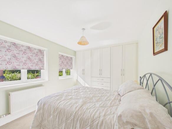 3 bed Link Detached House for sale Image 5