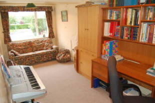 Photo 4
