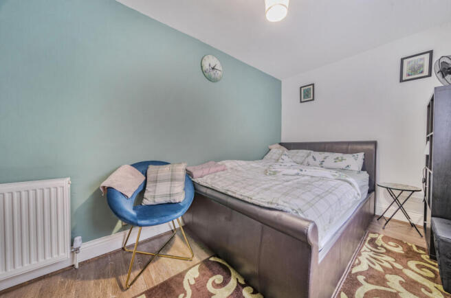4 bed Semi-Detached for sale Image 6