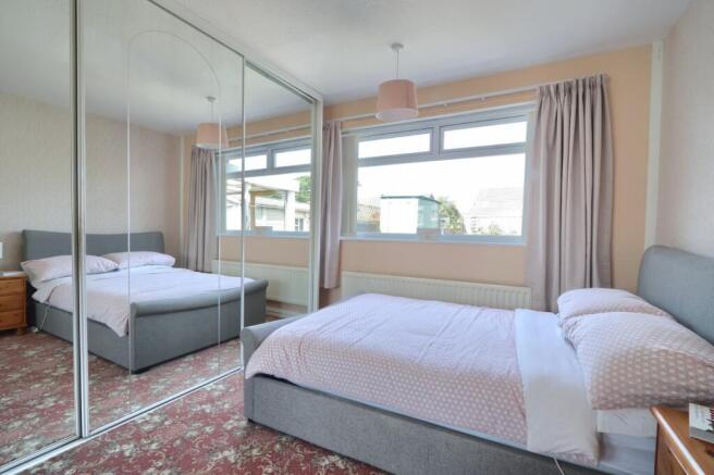 2 bed Bungalow for sale Image 7