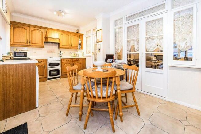 Kitchen/Breakfast