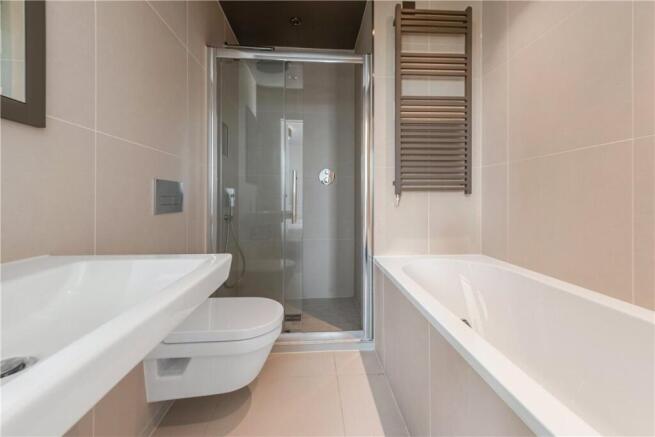 2 bed Apartment for sale Image 10