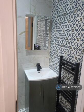Toilet 1