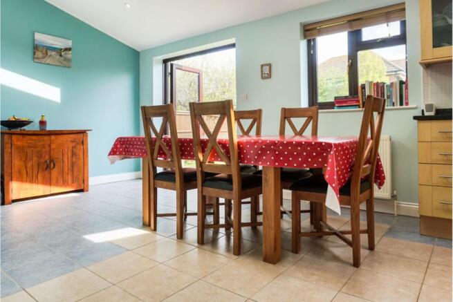 Kitchen/Breakfast