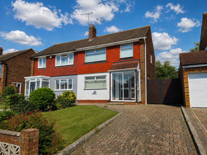 Parkfield Road, Rainham, Gillingham, Kent, ME8 7SY