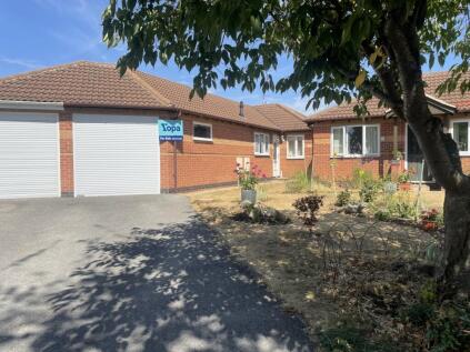 Holmefield, Farndon, Newark, NG24