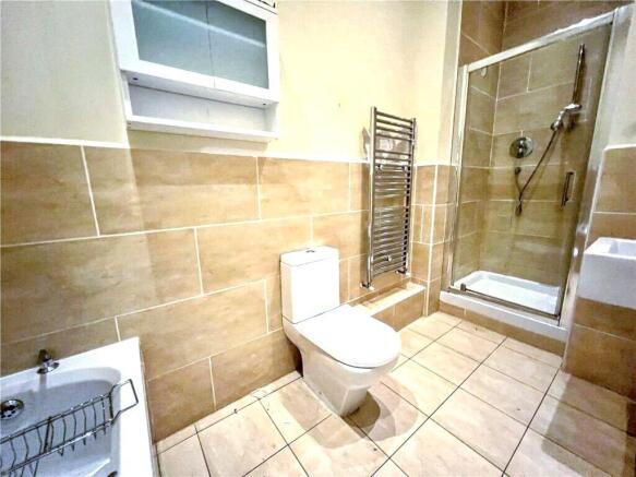 2 bed Apartment for sale Image 7