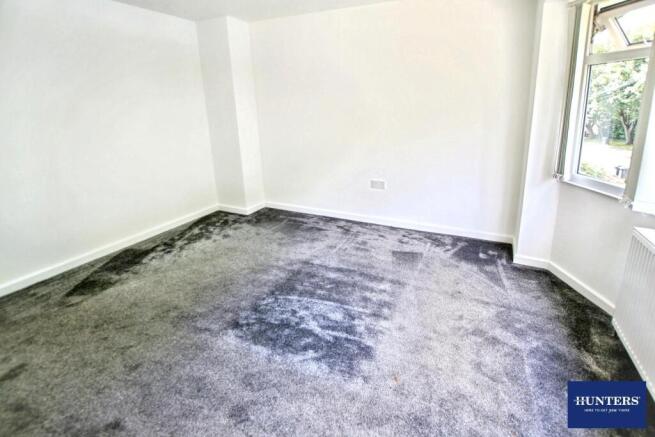 3 bed Semi-Detached to rent Image 11
