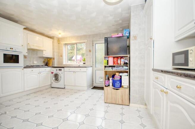 Vanguard Road, Southampton, Hampshire, SO18 photo 4