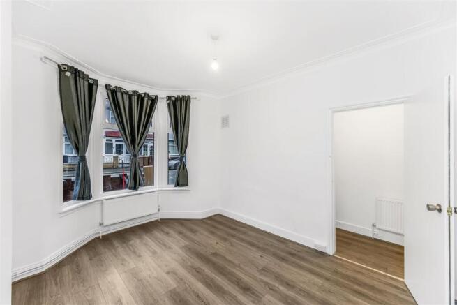 15 garner road e17-10.jpg