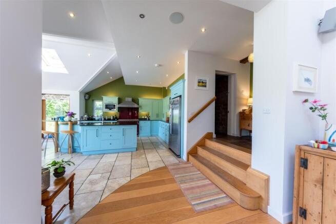 Broadway Farmhouse-0016.jpg