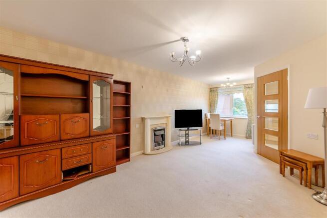 8626650-interior09.jpg