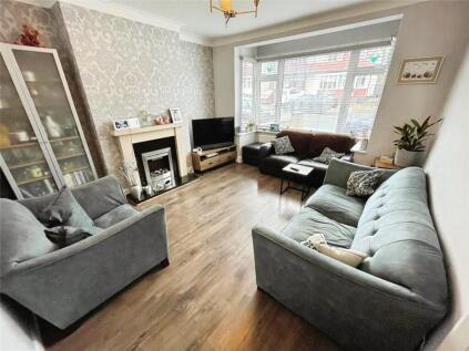 Carlton Road, Gidea Park, Romford, RM2