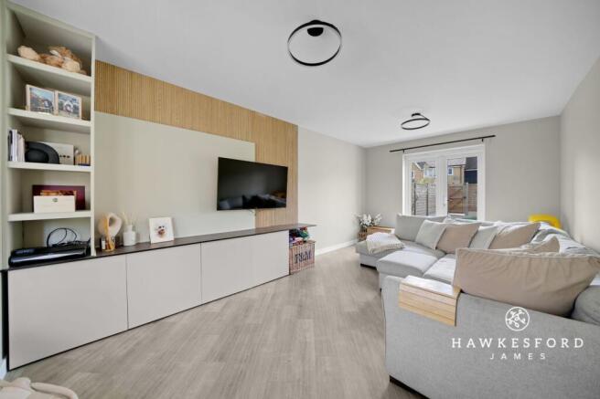 Primrose Avenue, Sittingbourne - Lounge