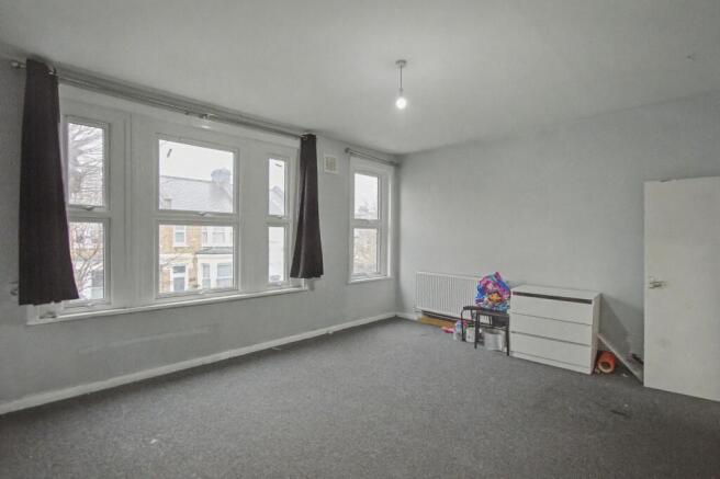 Flat B 112 Victoria Road, London NW6 6QB