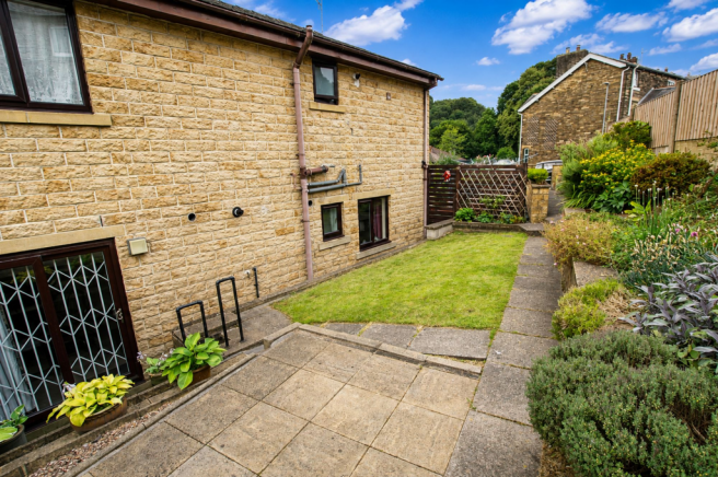 2 bed Apartment for sale Image 4