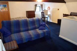 ATTIC ROOM