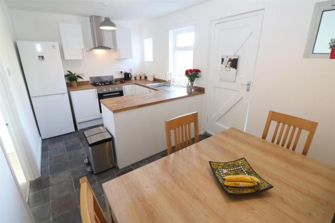 Kitchen/Breakfast Room
