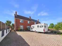 1, Springfield, Hardwicke, Gloucester GL2 4PX