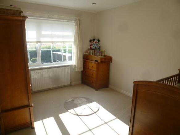 BEDROOM 2
