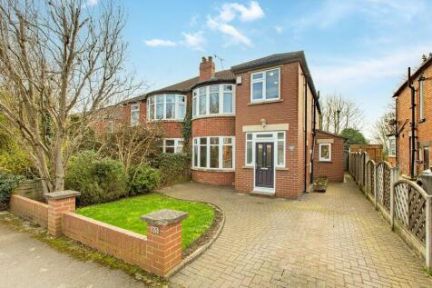 West Park Drive West, Roundhay, LS8