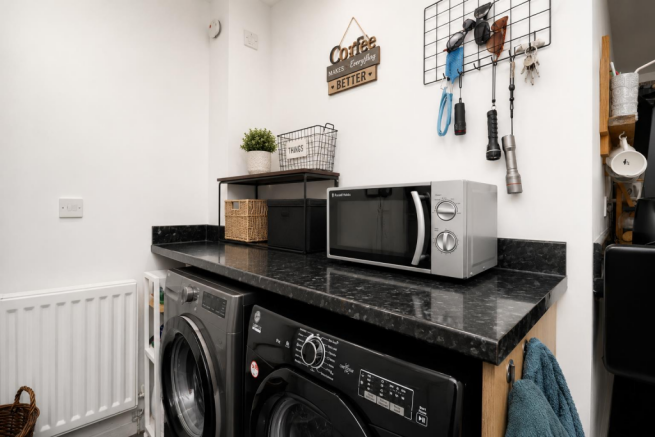 2 bed Terraced for sale Image 10