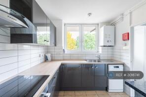 33a, Fownes Street, London SW11 2TJ
