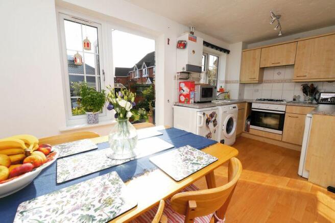 KITCHEN/DINER