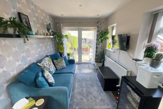 3 bed Semi-Detached for sale Image 10