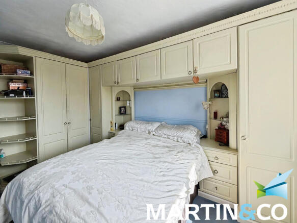 3 bed Semi-Detached for sale Image 10