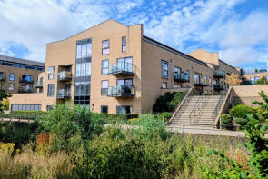 17, Evans House, The Embankment, Hemel Hempstead HP3 9FY