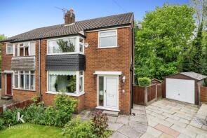 51, Vendale Avenue, Manchester M27 0AW