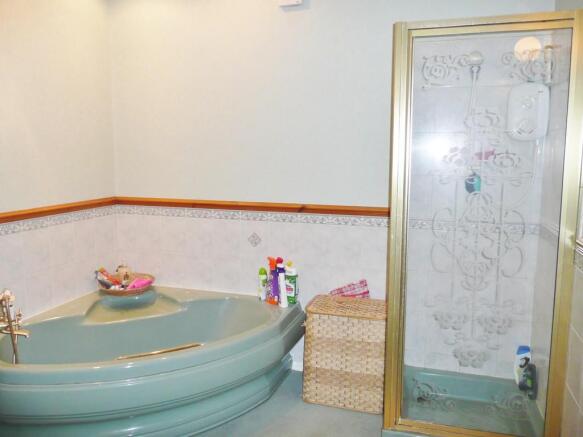 Family bathroom