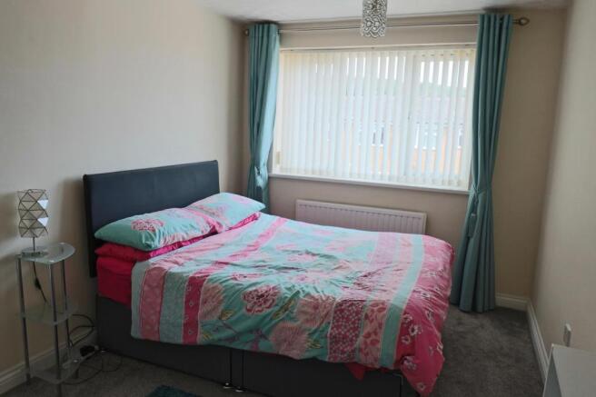 Bedroom 2 (Double)