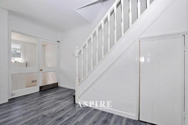 Fernlea Road, Benfleet photo 4