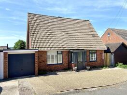 Lynton, Hillside, Sheringham NR26 8DB