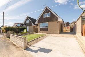 12, Greyfriars Avenue, Deighton, Huddersfield HD2 1LQ