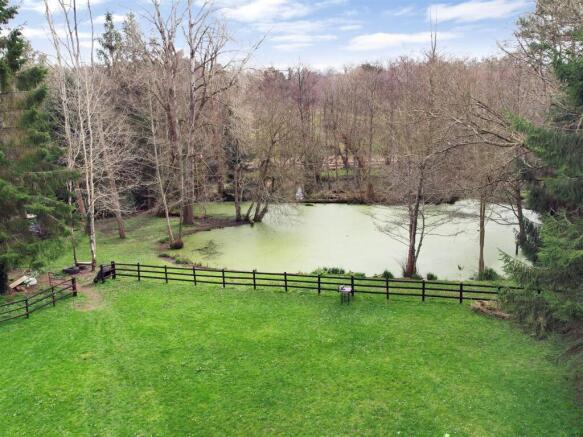 Gardens/Pool