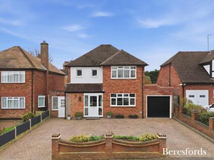 St. Nicholas Grove, Ingrave, CM13