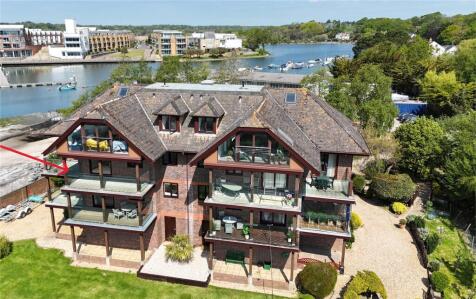 Undershore Road, Lymington, Hampshire, SO41