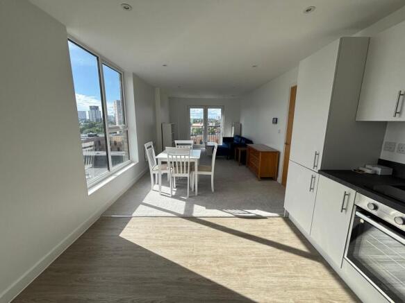 Open-plan Lounge