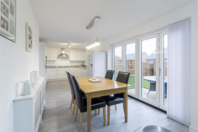 Kitchen/Diner/Family Room