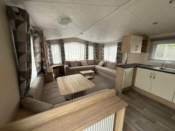 2 bed Caravan for sale Image 5