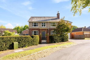 135, Bouverie Avenue South, Salisbury SP2 8EB