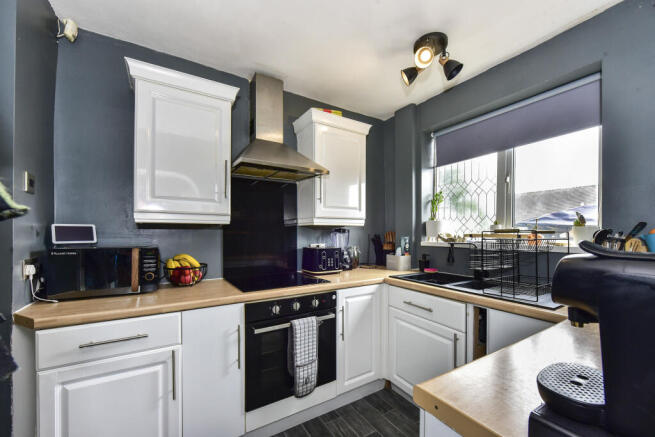 2 bed Semi-Detached for sale Image 7