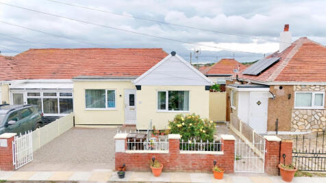 Arnold Gardens, Kinmel Bay, LL18