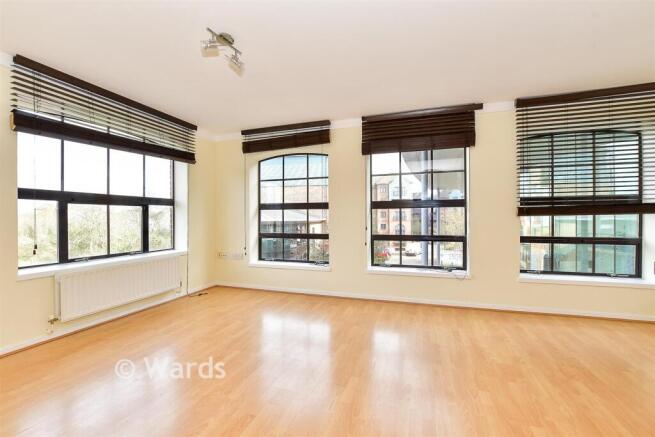 Kitchen/ Diner/ Lounge ::