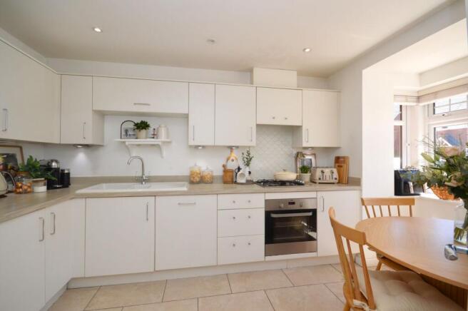 Kitchen / Dining