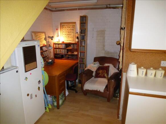 Photo 9